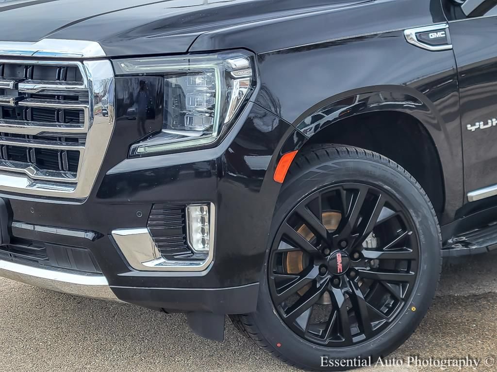 Used 2023 GMC Yukon SLT AWD/4WD image 6