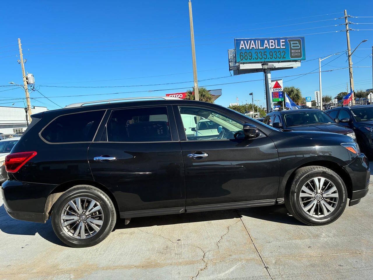 Used 2019 Nissan Pathfinder SL AWD/4WD image 15