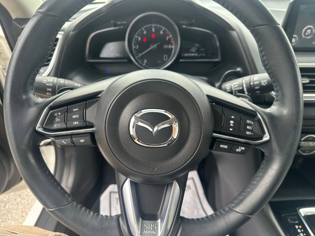 Used 2018 MAZDA MAZDA3 Grand Touring w/ Premium Equipment Package image 27