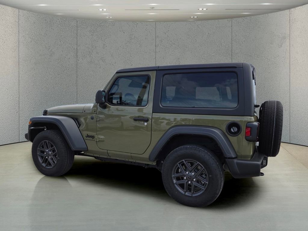 Used 2025 Jeep Wrangler Sport AWD/4WD image 7