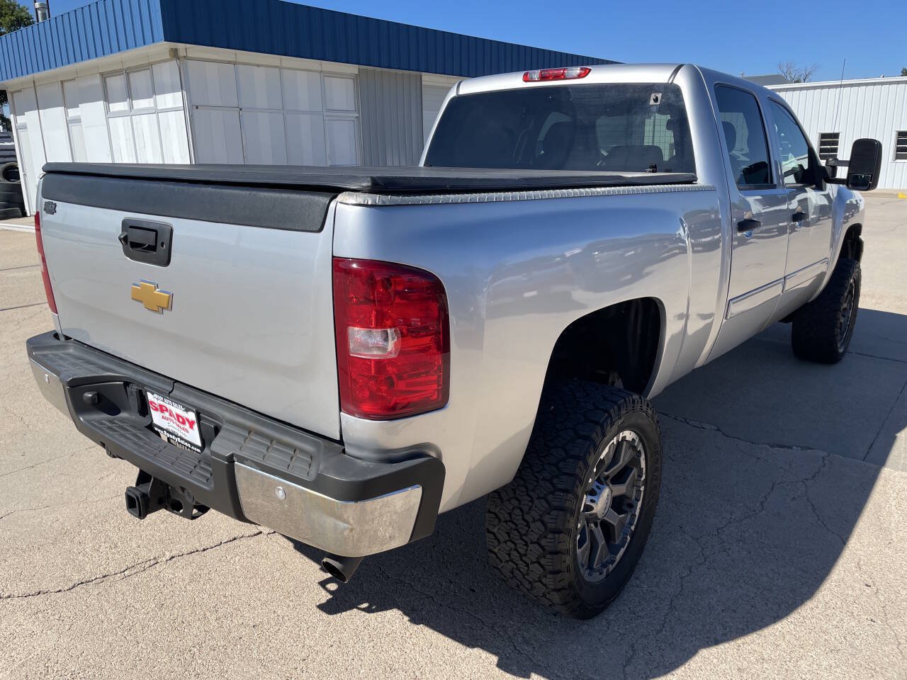 Used 2014 Chevrolet Silverado 2500 LT w/ Interior Plus Package AWD/4WD image 5