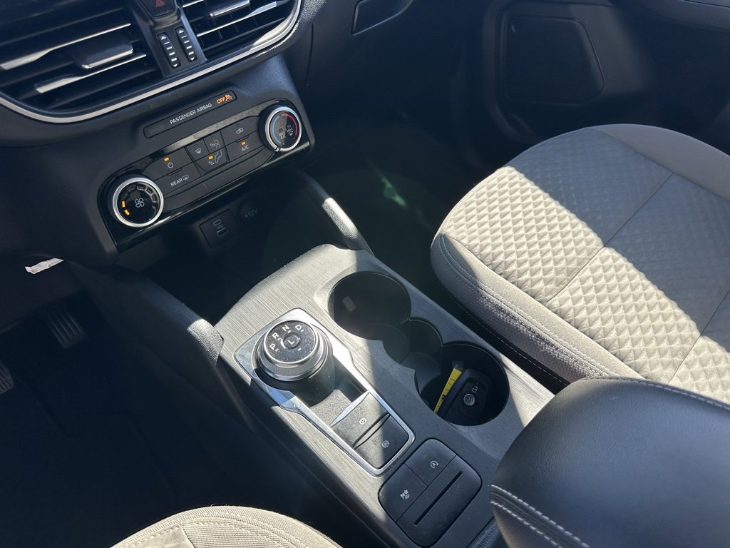 Used 2022 Ford Escape SE image 27