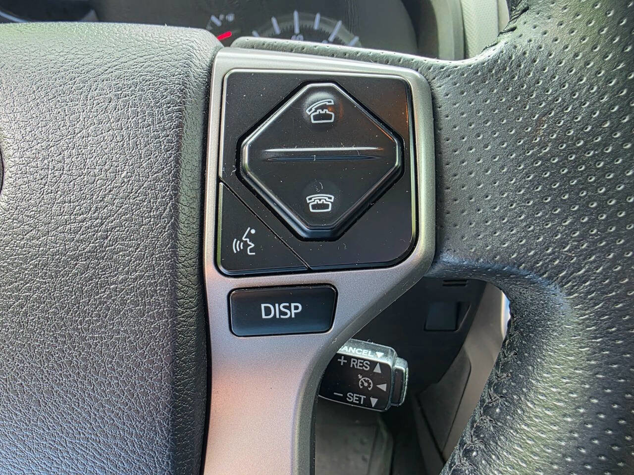 Used 2017 Toyota 4Runner Limited RWD image 21