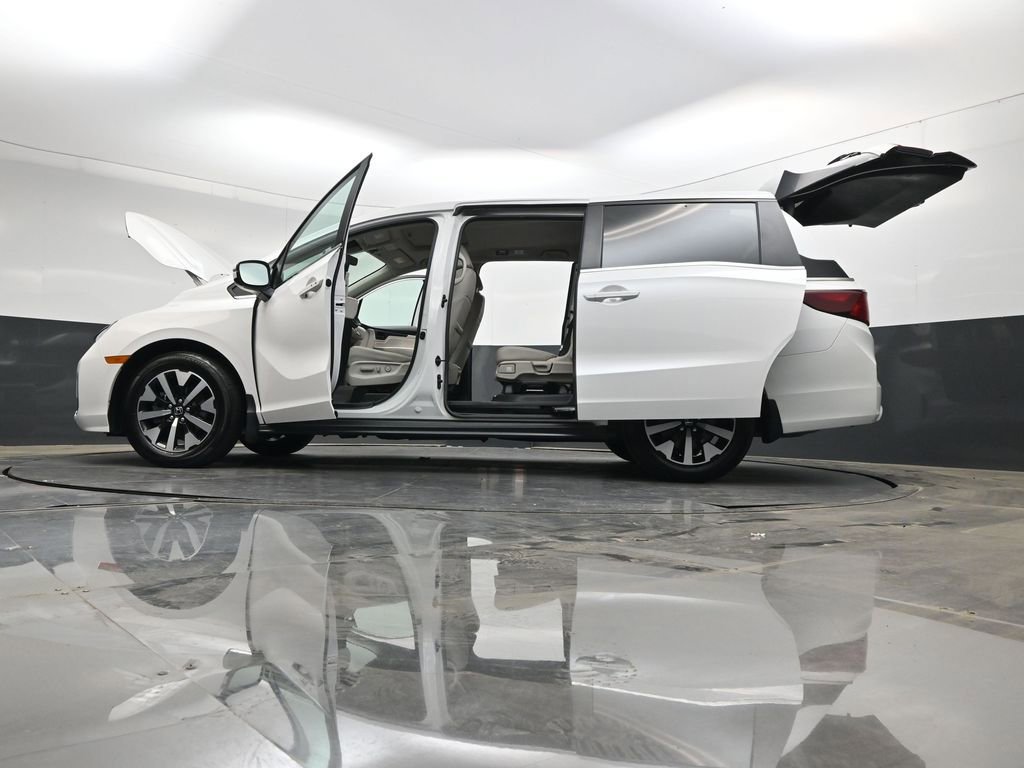 Certified 2026 Honda Odyssey EX-L image 39