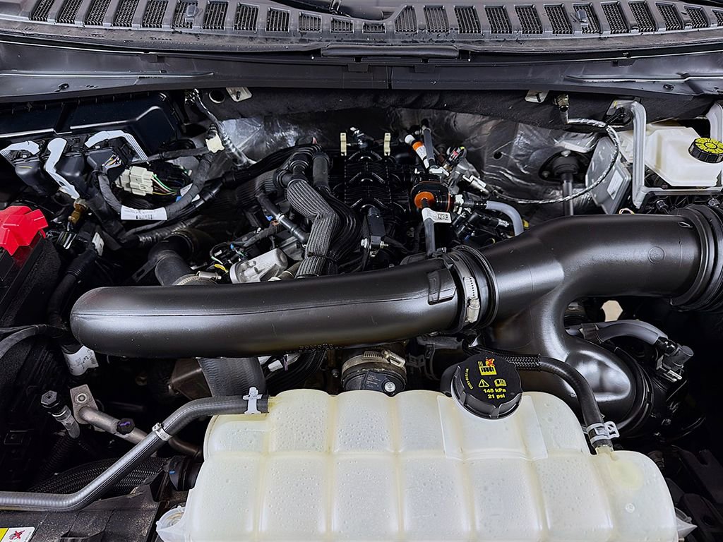 Used 2025 Ford Expedition Active image 16