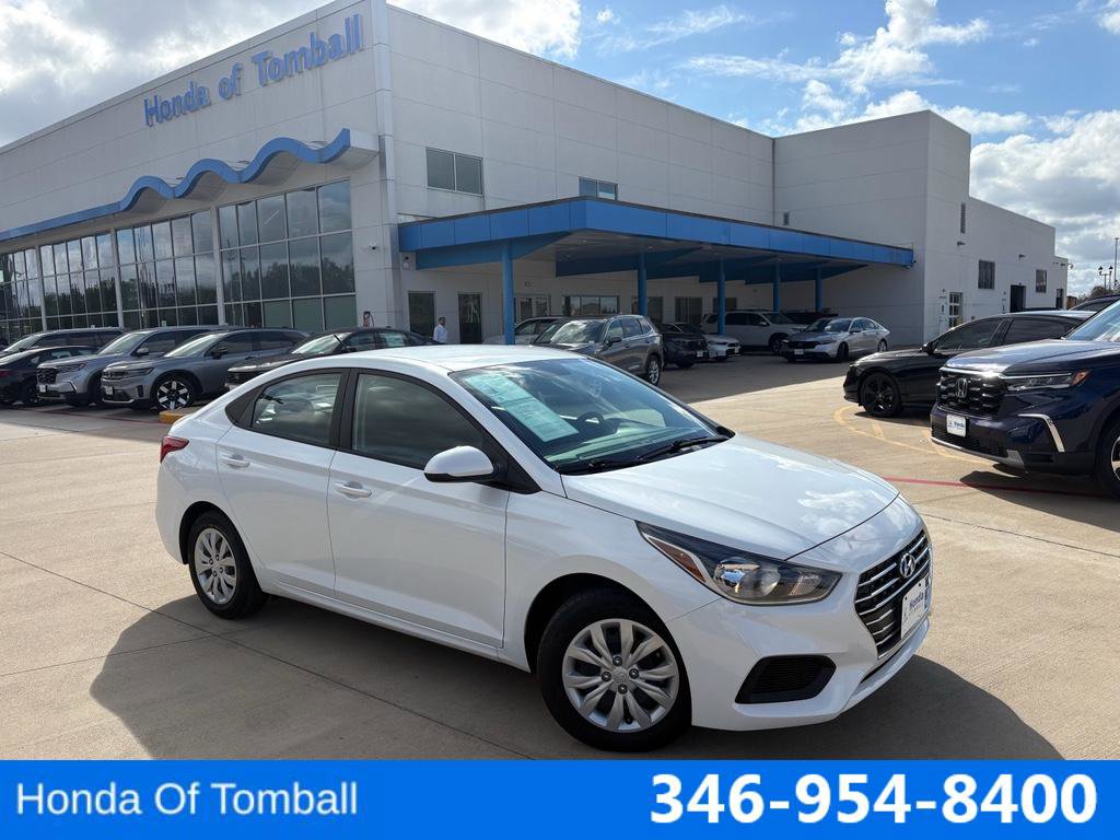 Used 2022 Hyundai Accent SE video 1