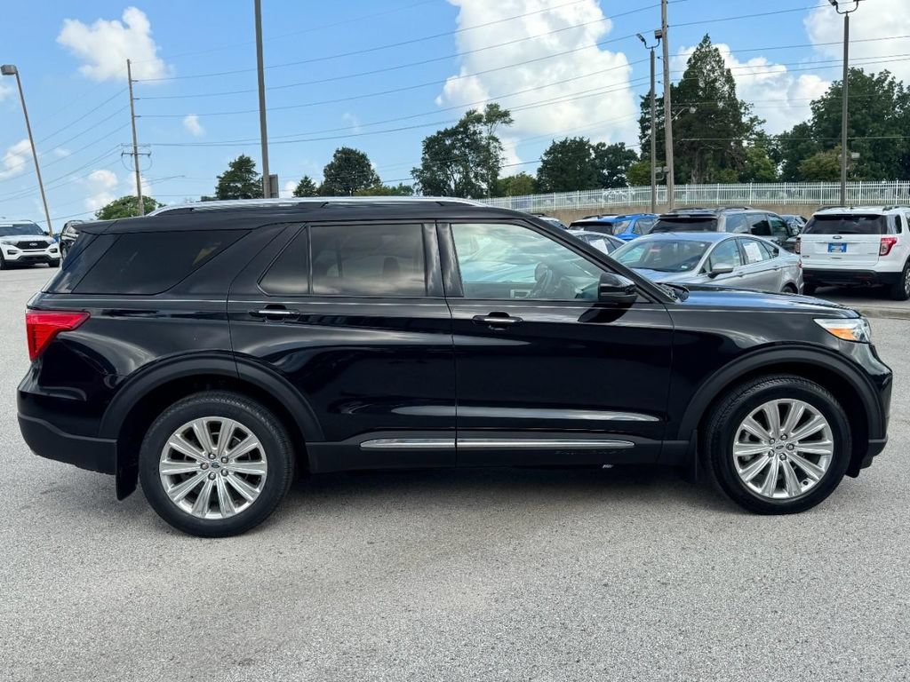 Used 2020 Ford Explorer Limited AWD/4WD image 2