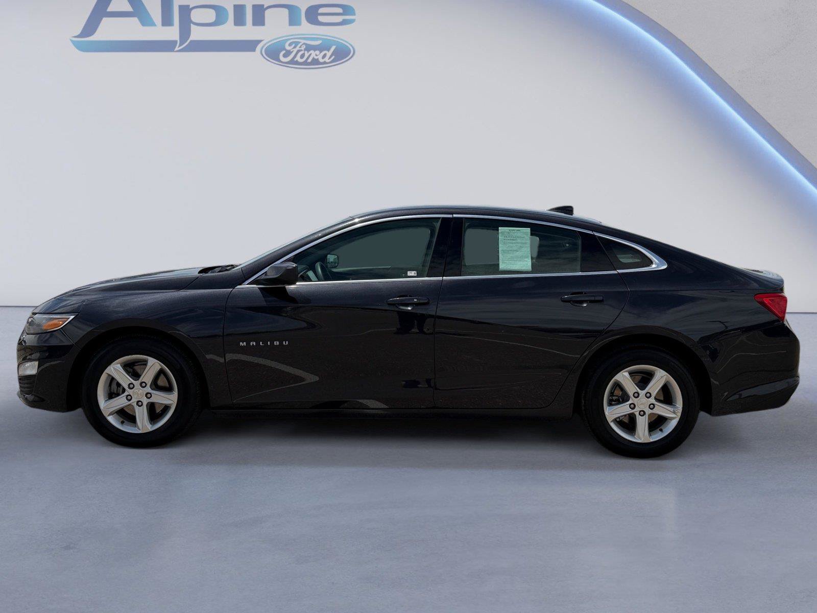 Used 2023 Chevrolet Malibu LT w/ Driver Confidence Package FWD image 3