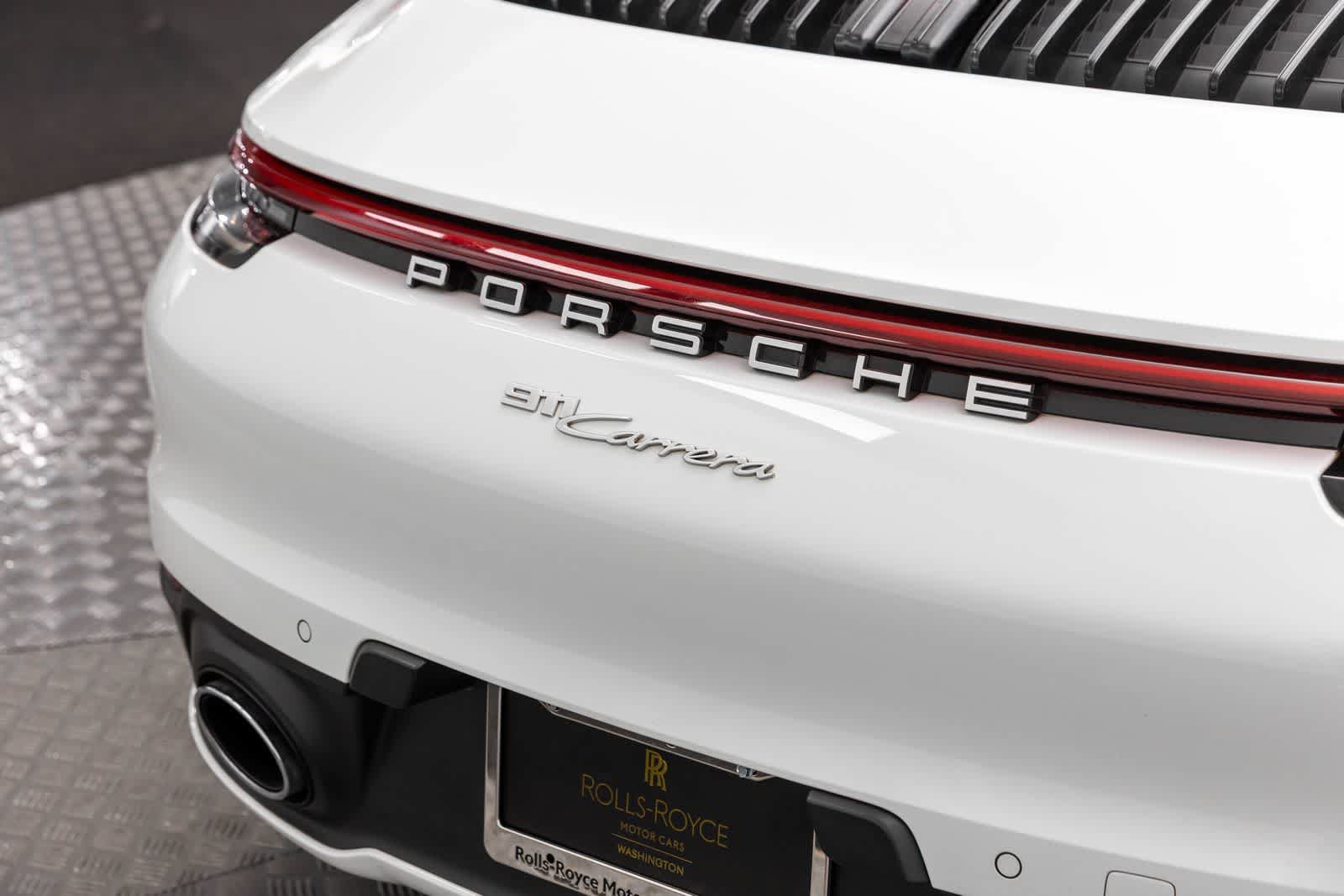 Used 2020 Porsche 911 Carrera RWD image 7
