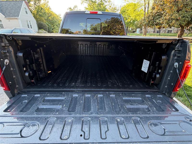 Used 2017 Ford F150 Lariat w/ Equipment Group 502A Luxury AWD/4WD image 26