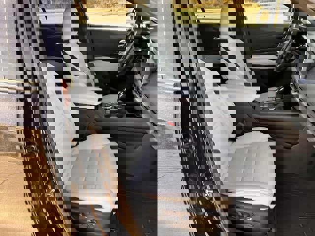 Certified 2024 Cadillac XT4 Sport image 27