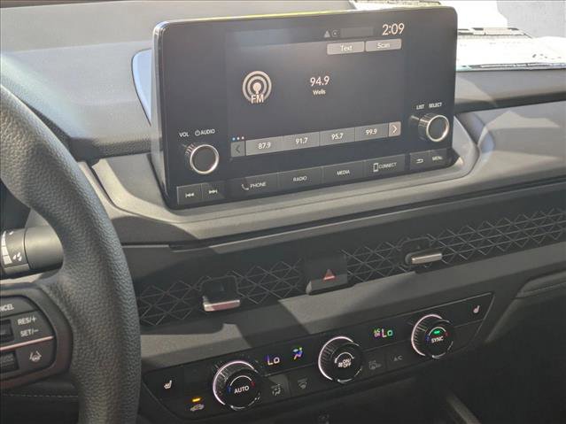 New 2025 Honda Accord SE image 13