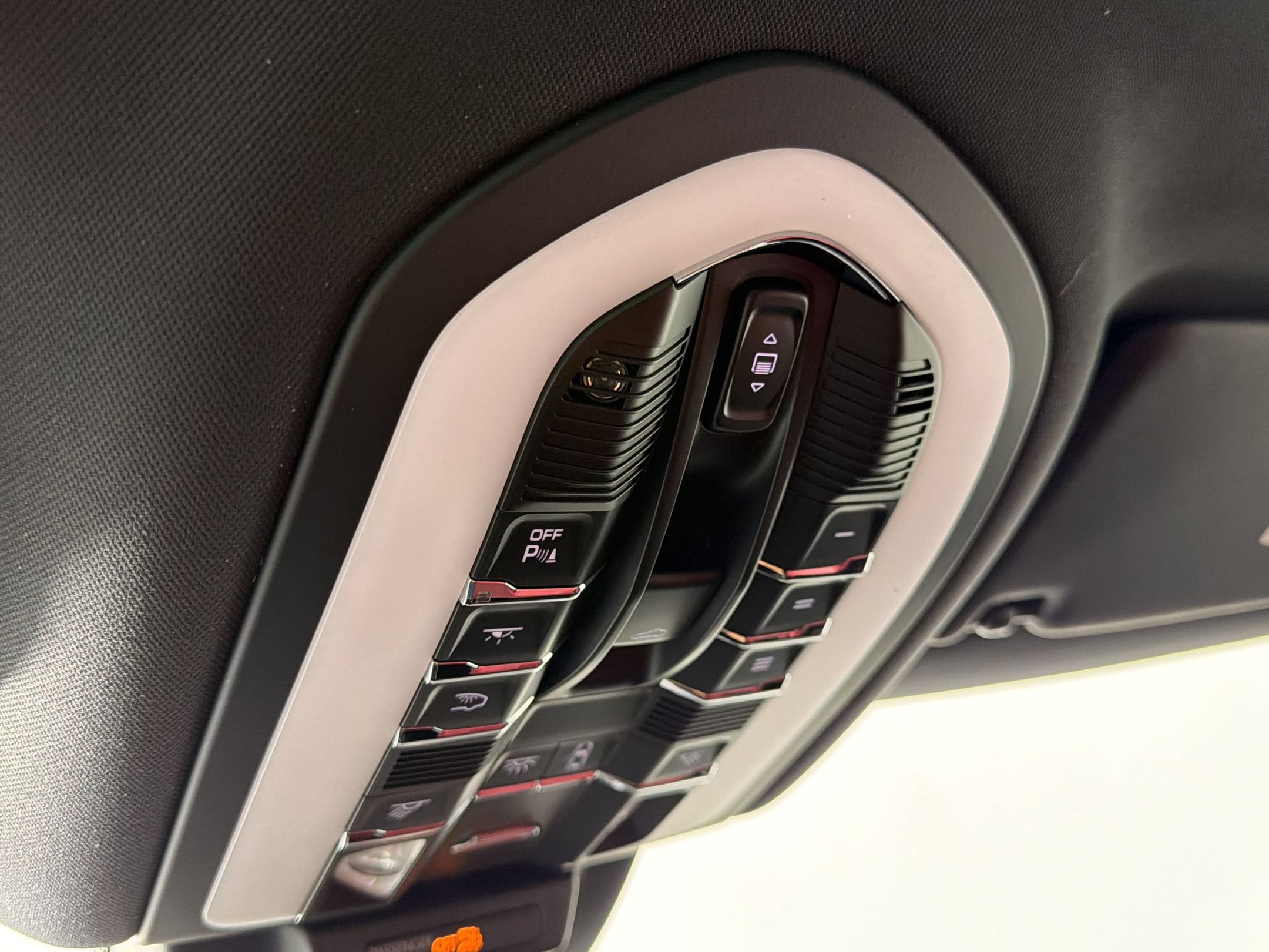 New 2026 Porsche Macan S AWD/4WD image 25