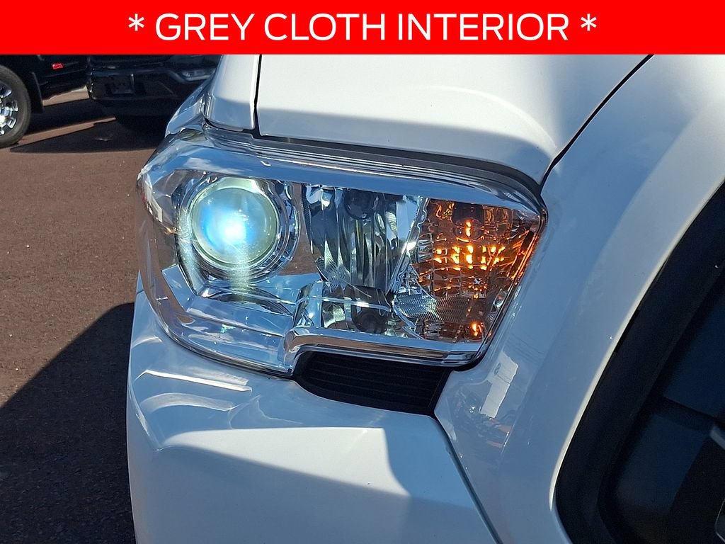 Used 2022 Toyota Tacoma SR w/ SR Convenience Package RWD image 9