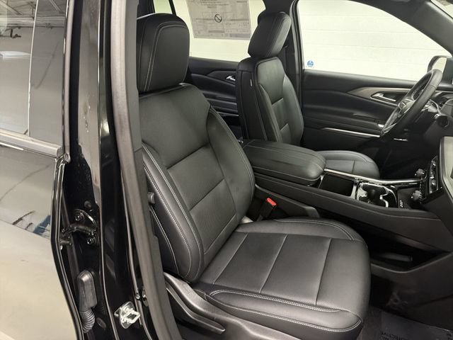 New 2026 Chevrolet Traverse LT w/ Driver Confidence Package FWD image 20