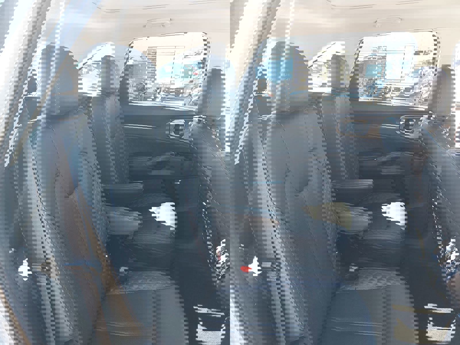 Used 2023 Kia Sorento SX image 11