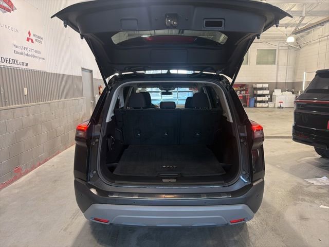 Certified 2023 Nissan Rogue SV image 5