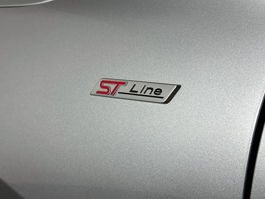 Used 2023 Ford Escape ST-Line AWD/4WD image 7
