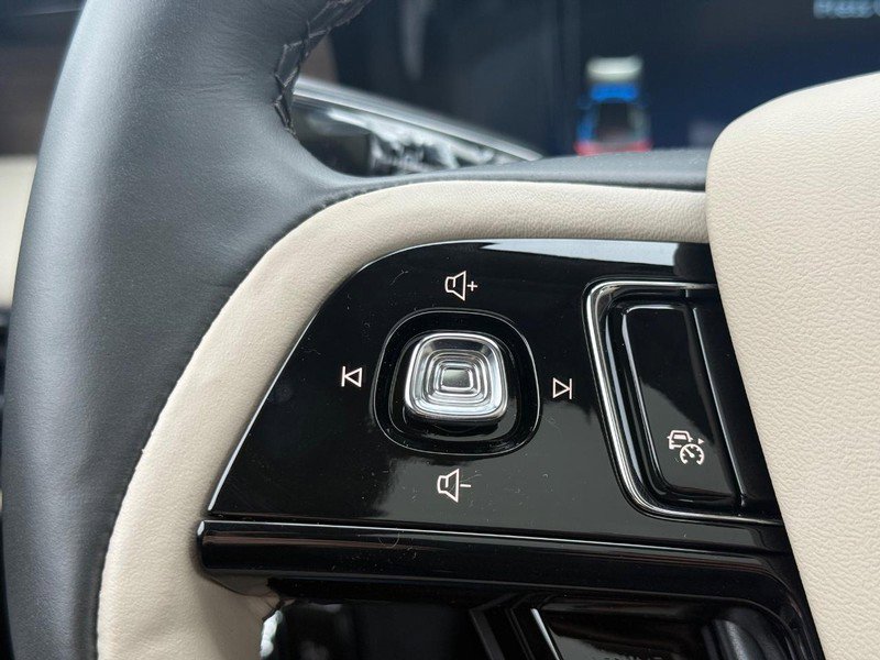 New 2026 Lincoln Corsair Grand Touring image 9