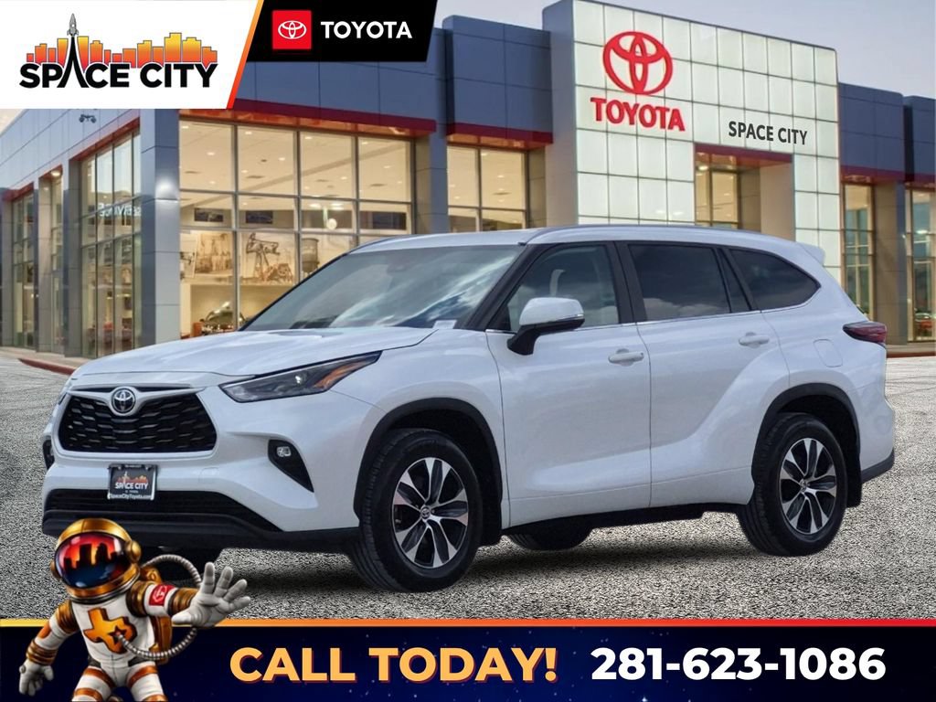 Used 2026 Toyota Highlander XLE
