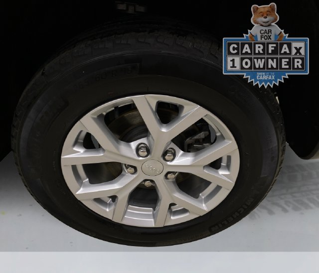 Used 2023 Jeep Grand Cherokee Limited AWD/4WD image 19