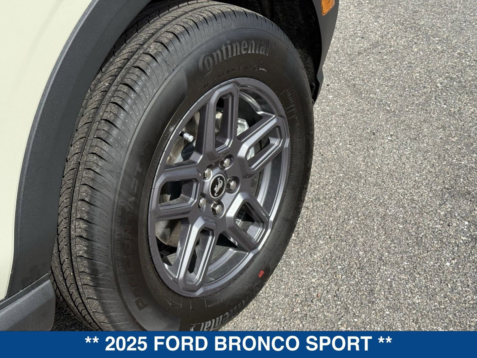 New 2025 Ford Bronco Sport Big Bend image 13