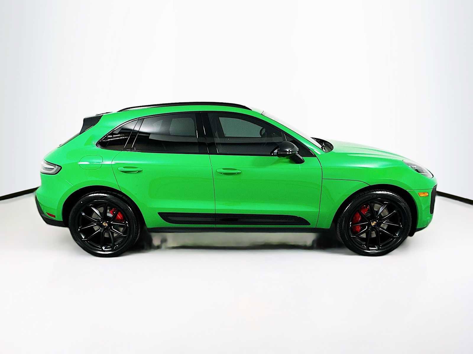 New 2026 Porsche Macan GTS AWD/4WD image 8