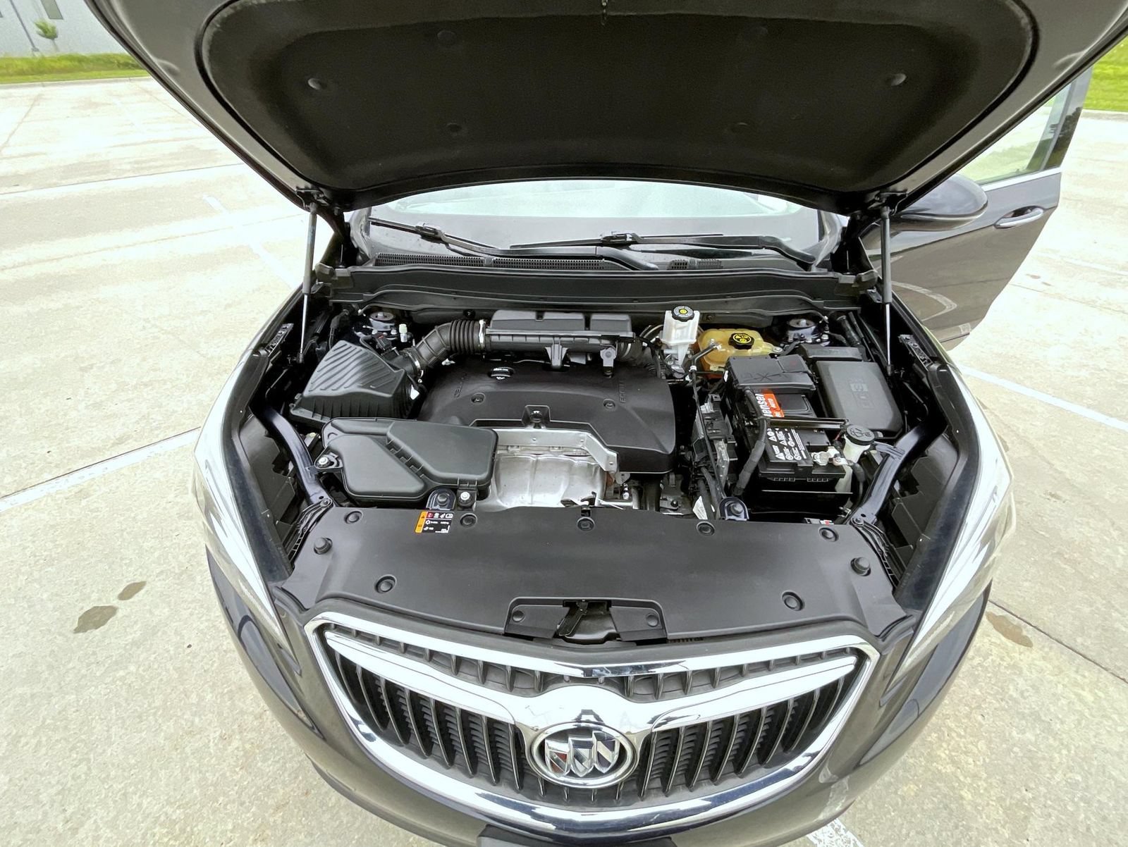 Used 2020 Buick Envision Essence AWD/4WD image 24