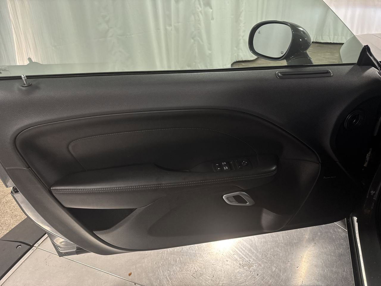 Used 2017 Dodge Challenger R/T Scat Pack w/ Leather Interior Group image 21