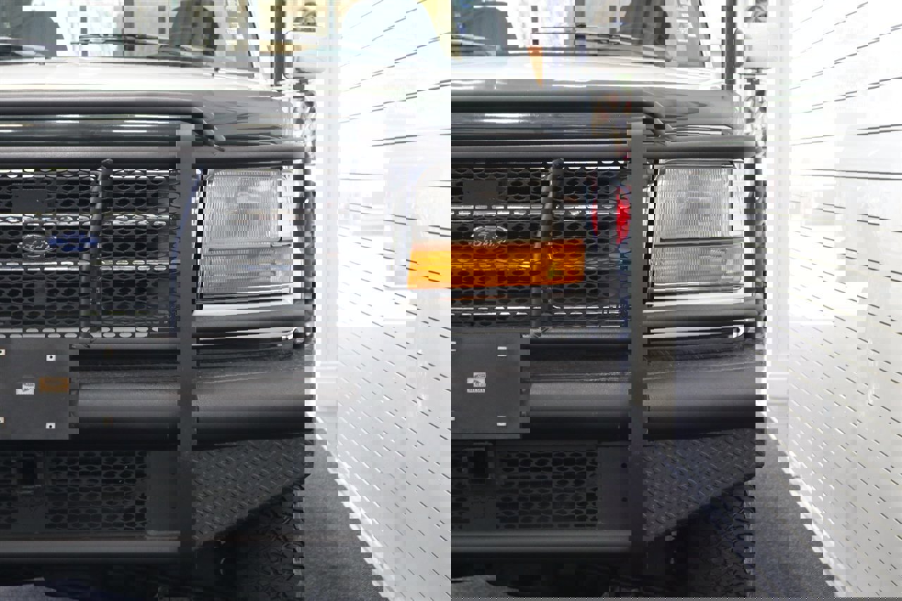 Used 1997 Ford F250 XLT image 62