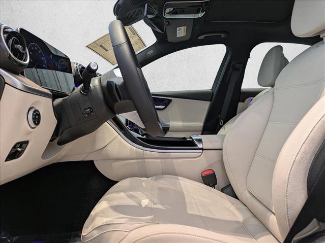 Certified 2025 Mercedes-Benz C 300 4MATIC Sedan image 4