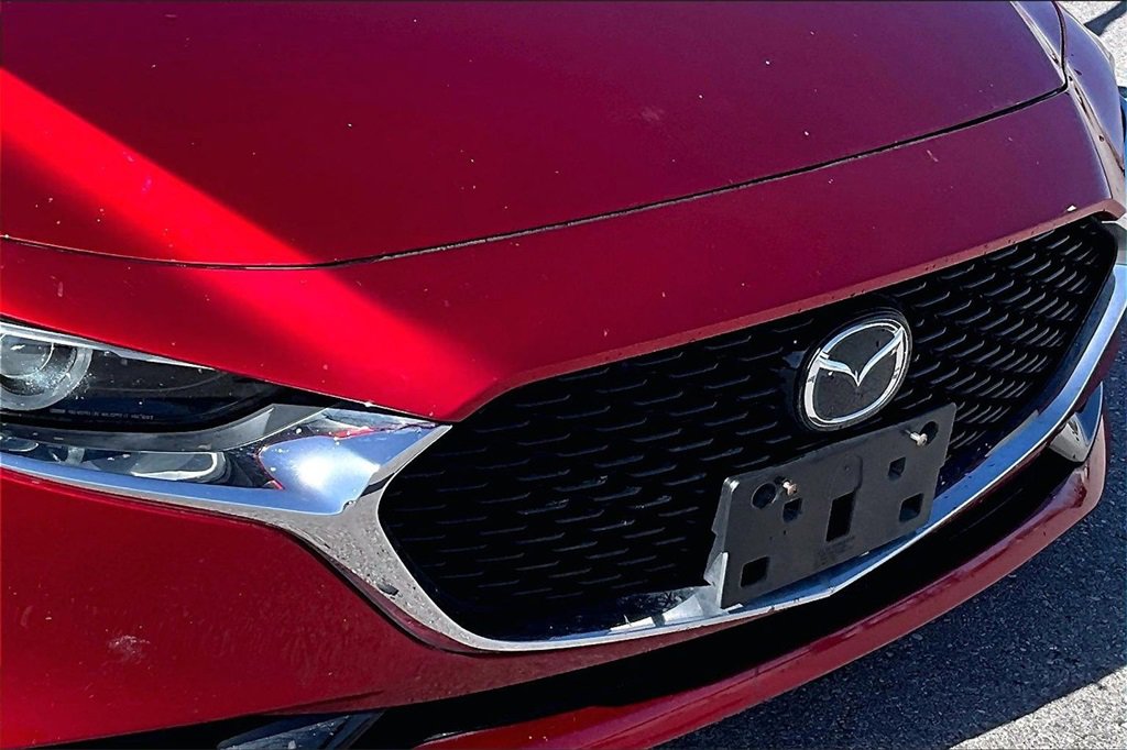 Used 2020 MAZDA MAZDA3 Sedan w/ Premium Package image 29