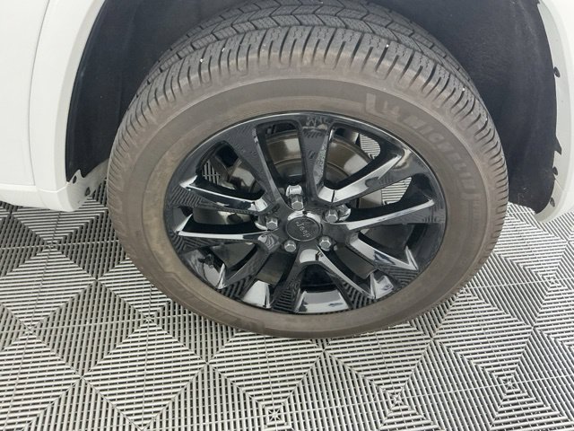 Used 2021 Jeep Grand Cherokee Laredo X AWD/4WD image 16
