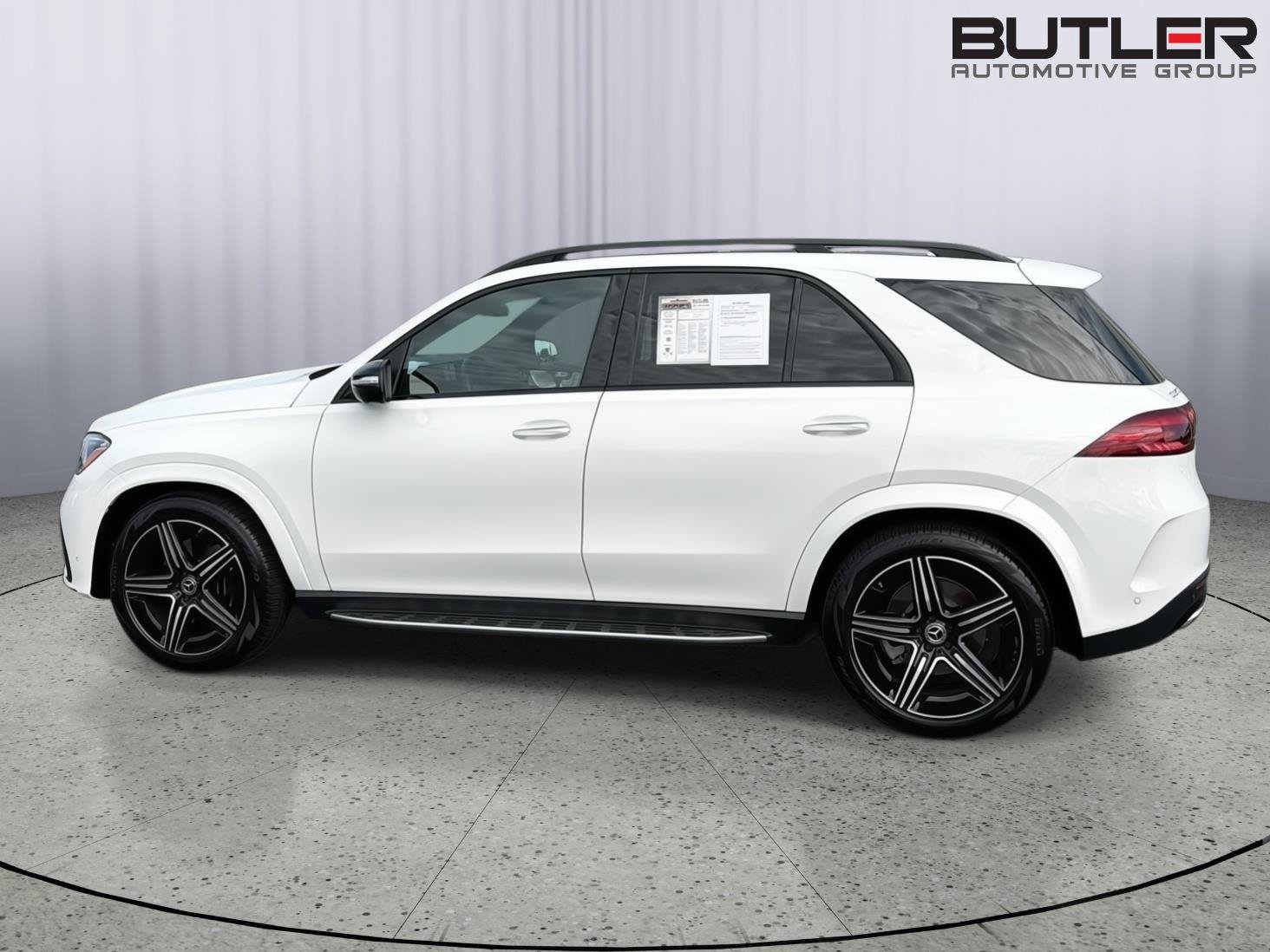 Used 2026 Mercedes-Benz GLE 450 4MATIC image 3