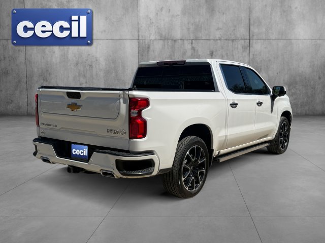 Used 2022 Chevrolet Silverado 1500 High Country w/ Technology Package AWD/4WD image 5