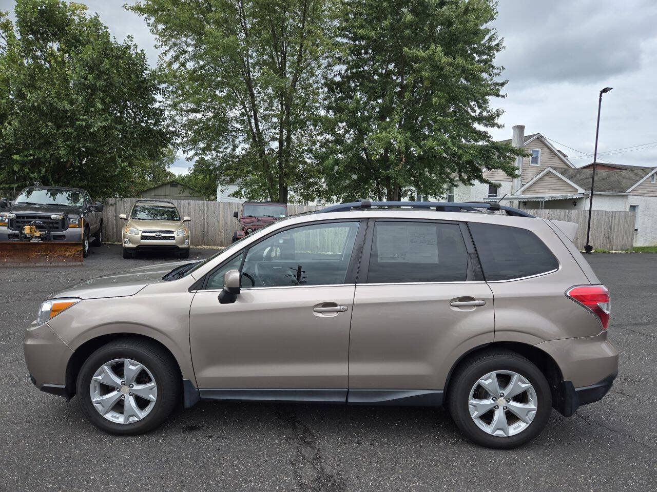 Used 2014 Subaru Forester 2.5i Limited AWD/4WD image 9