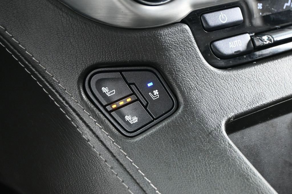 Used 2019 GMC Yukon XL SLT AWD/4WD image 9