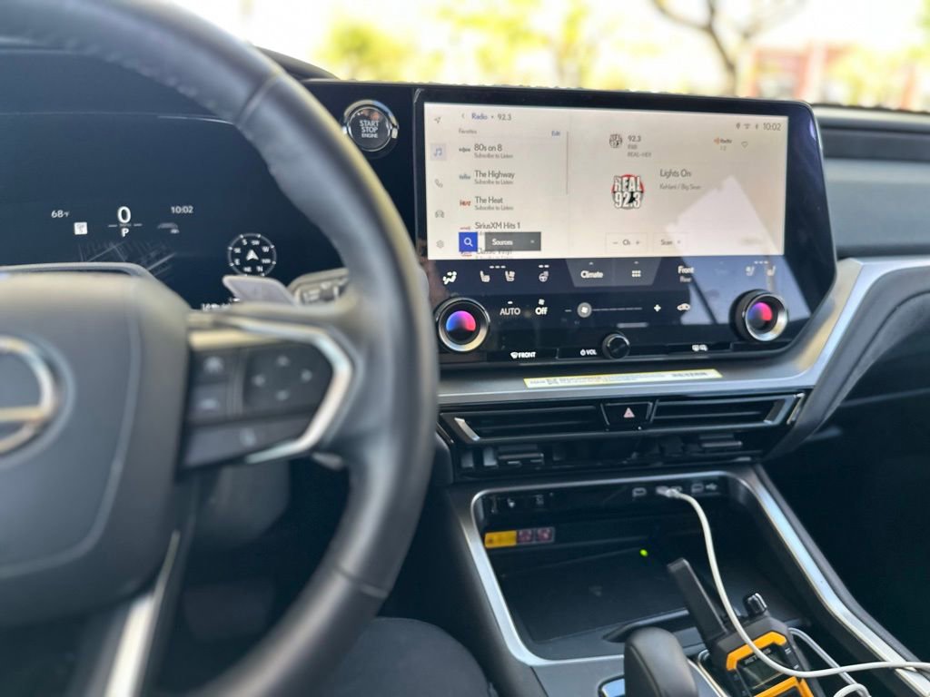 Used 2025 Lexus TX 350 AWD w/ Technology Package image 8