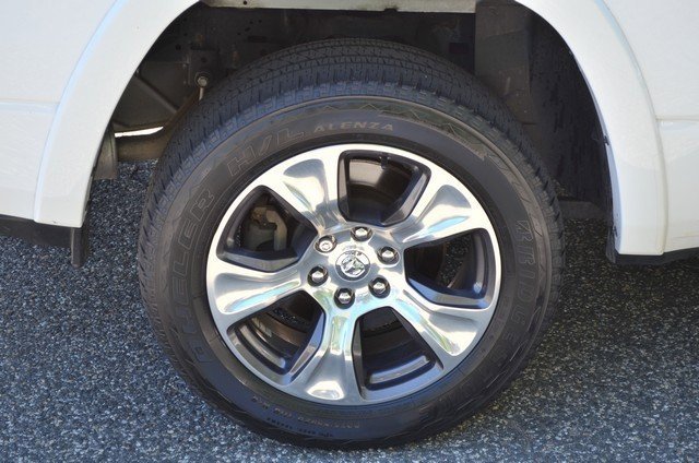 Used 2022 RAM 1500 Laramie w/ Sport Appearance Package image 11