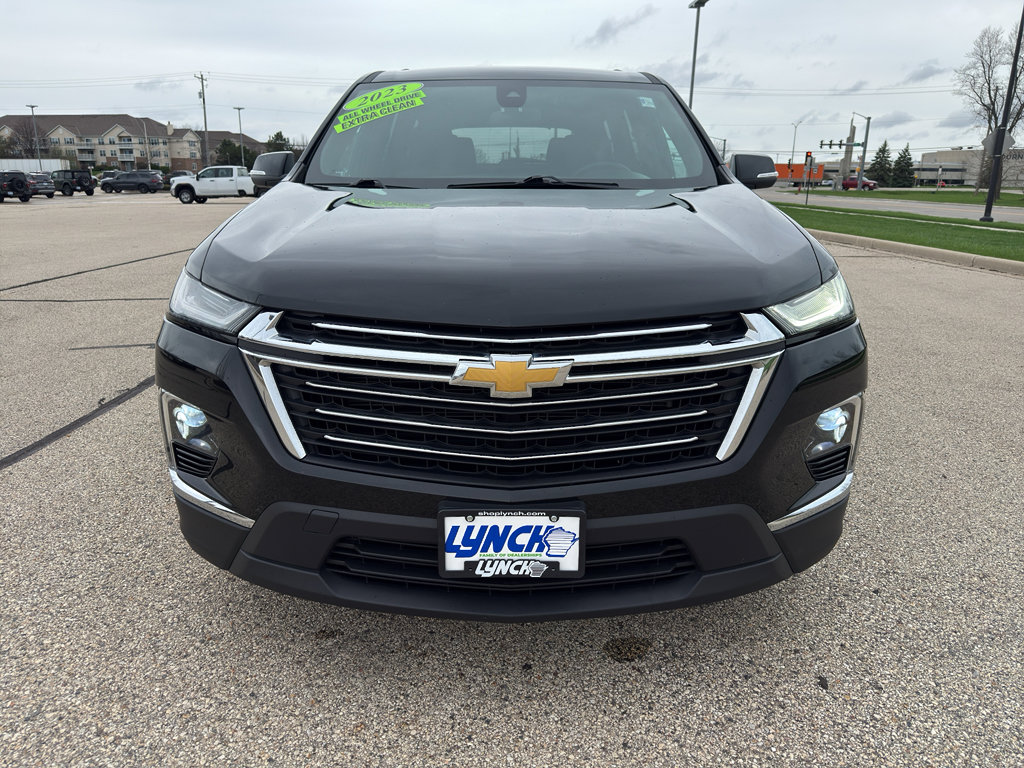 Used 2023 Chevrolet Traverse LT image 8