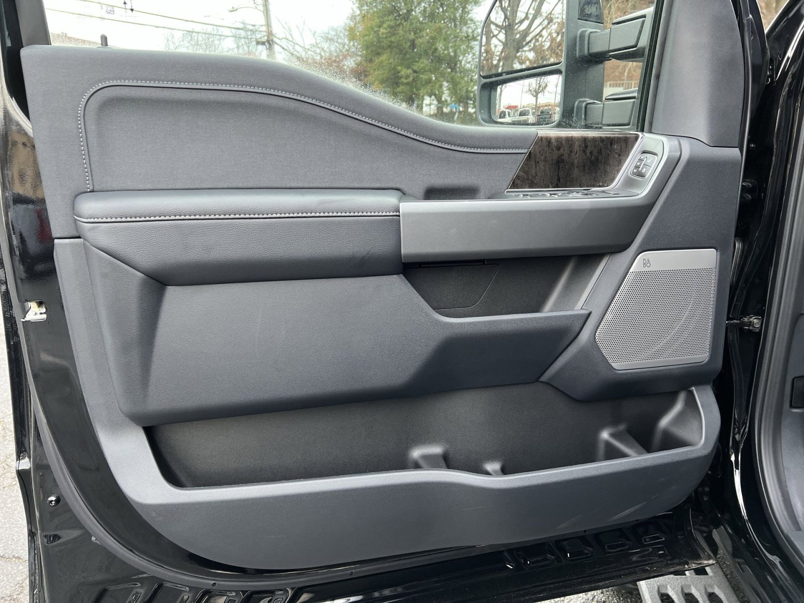 New 2026 Ford F350 Lariat w/ Tremor Off-Road Package image 14