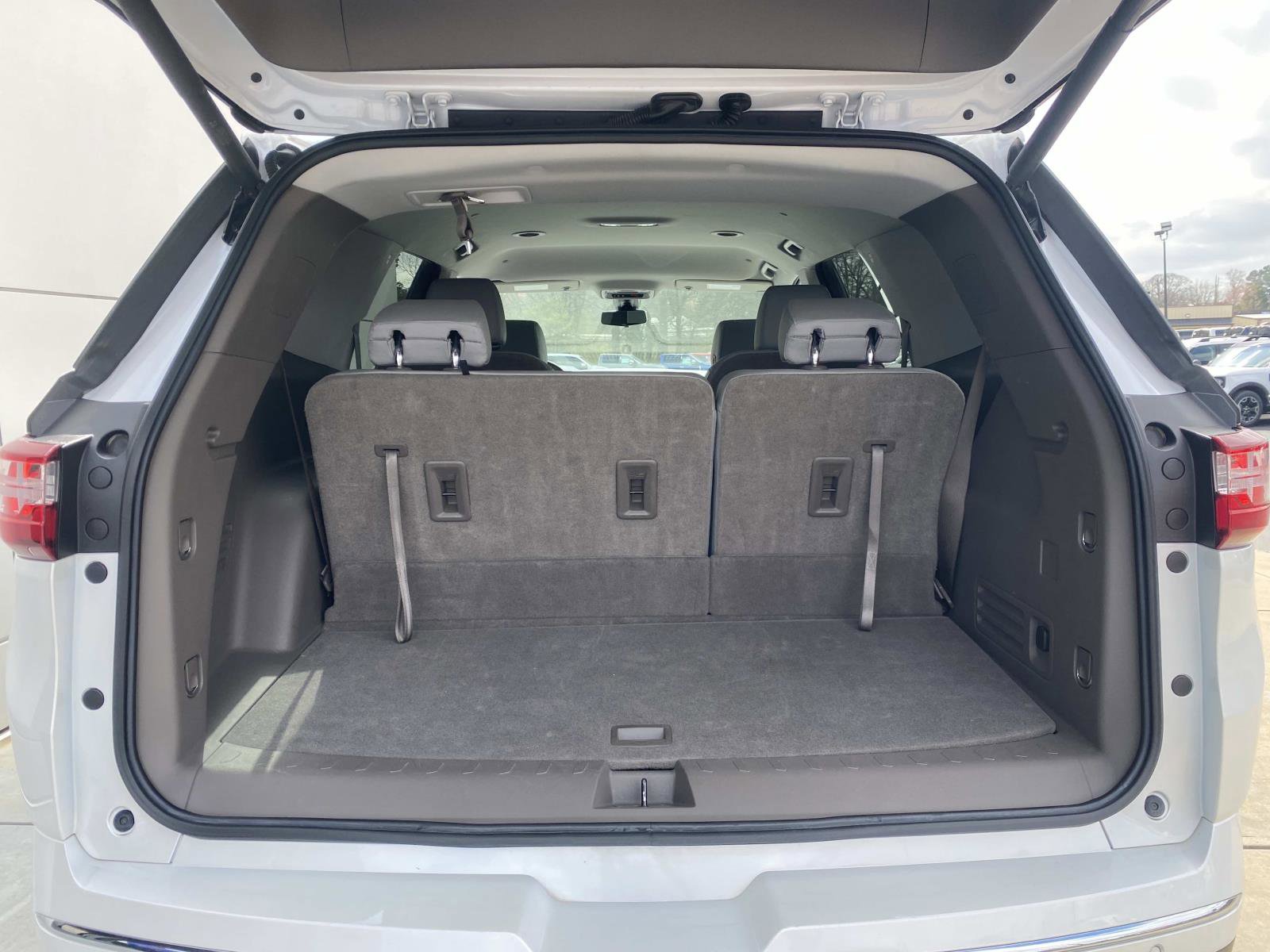 Used 2021 Chevrolet Traverse Premier image 8