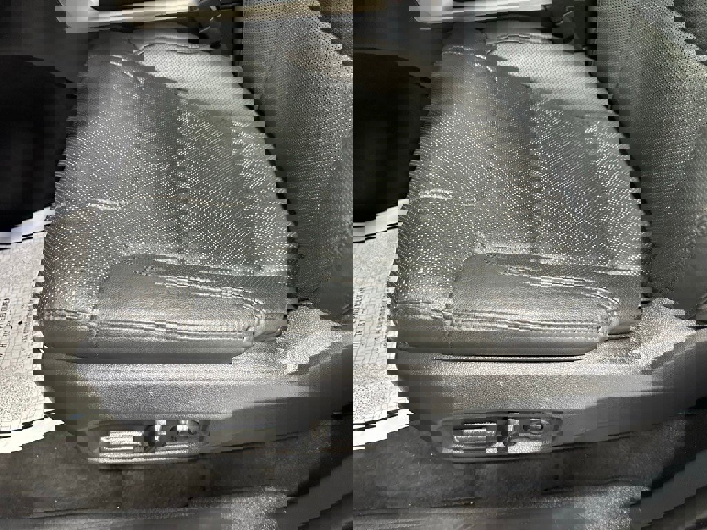 Used 2024 Toyota Tundra Limited image 15