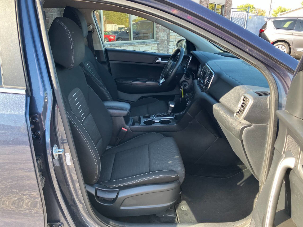 Used 2018 Kia Sportage LX image 14