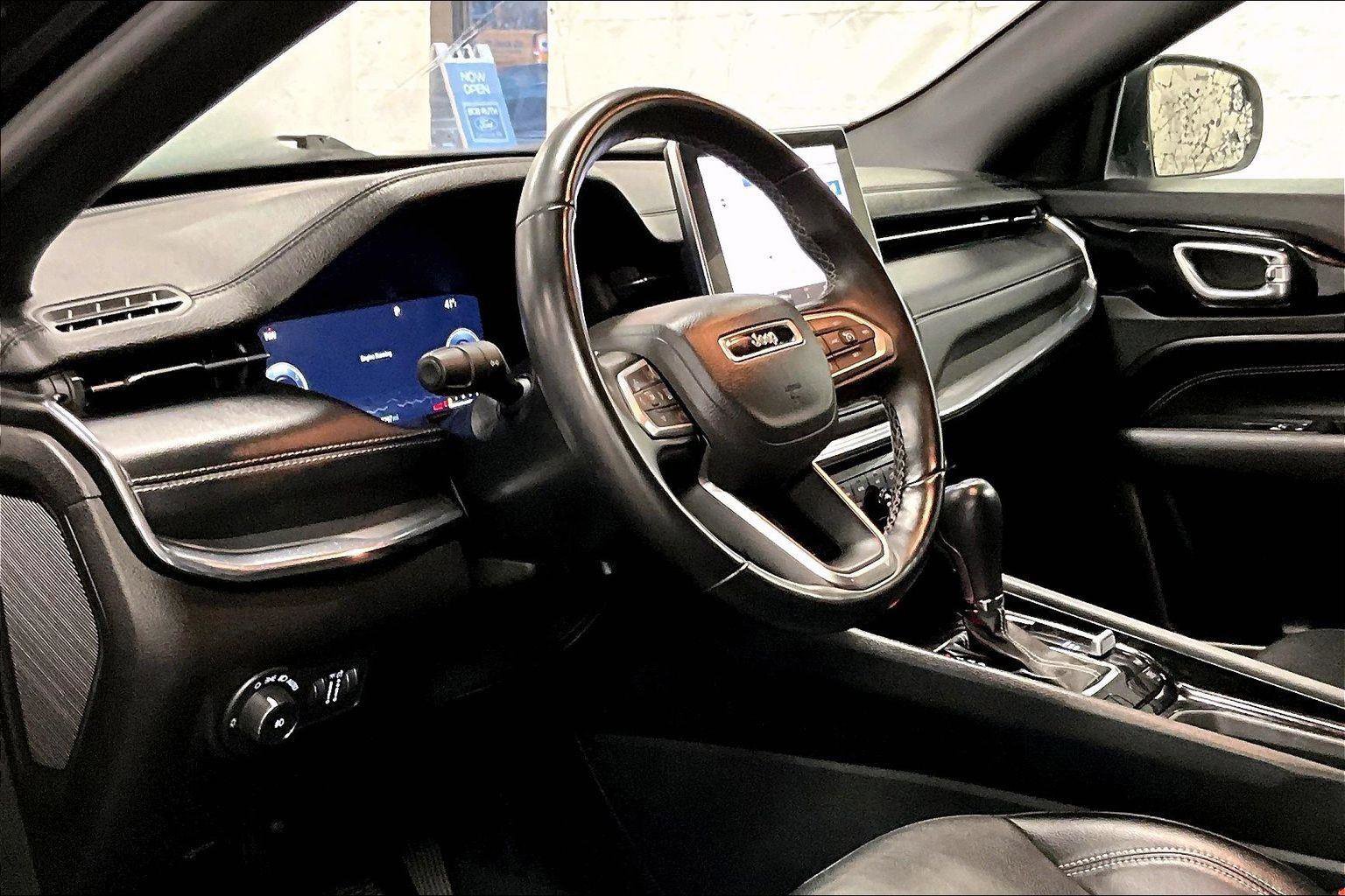 Used 2022 Jeep Compass High Altitude image 12