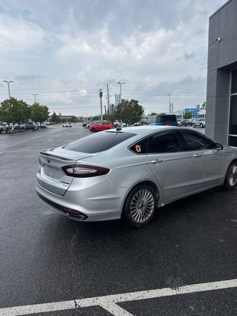 Used 2016 Ford Fusion Titanium FWD image 4