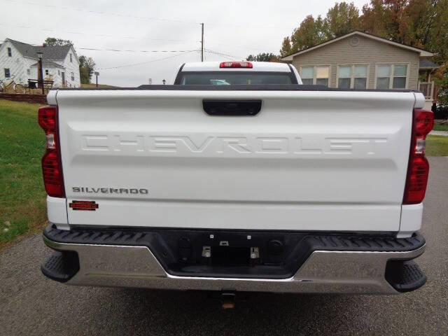 Used 2024 Chevrolet Silverado 1500 W/T w/ WT Fleet Convenience Package image 4