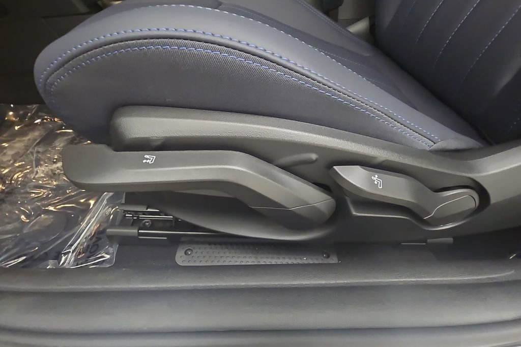 New 2026 MINI Cooper S image 13