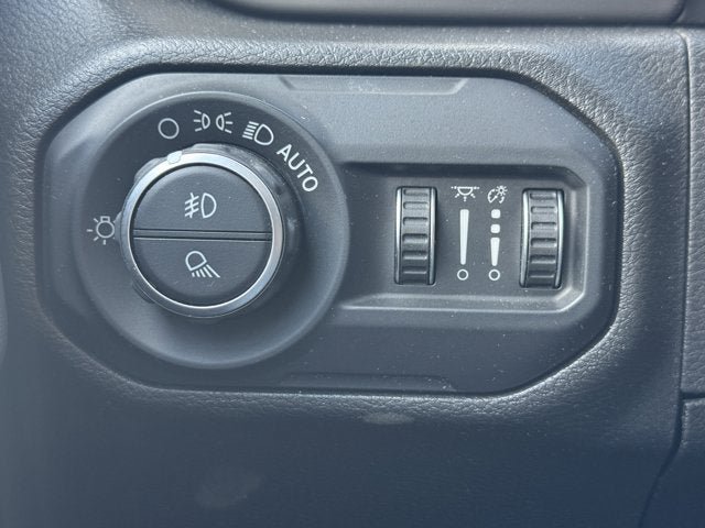 Used 2020 Jeep Gladiator Sport AWD/4WD image 26