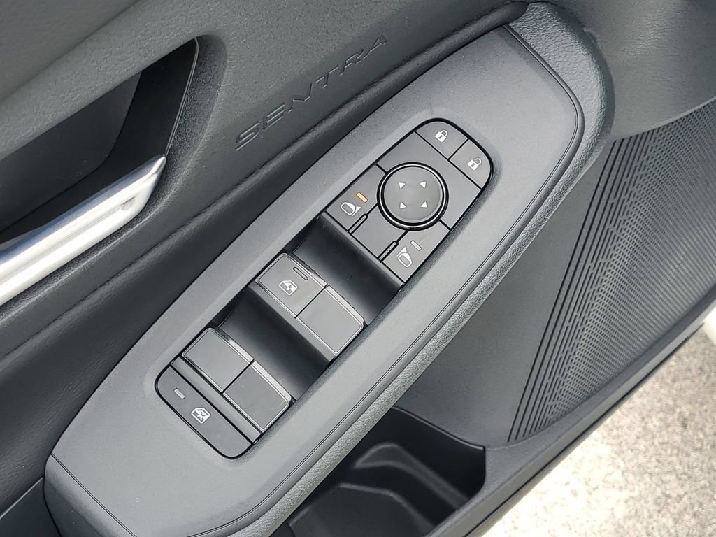 New 2026 Nissan Sentra SV FWD image 19